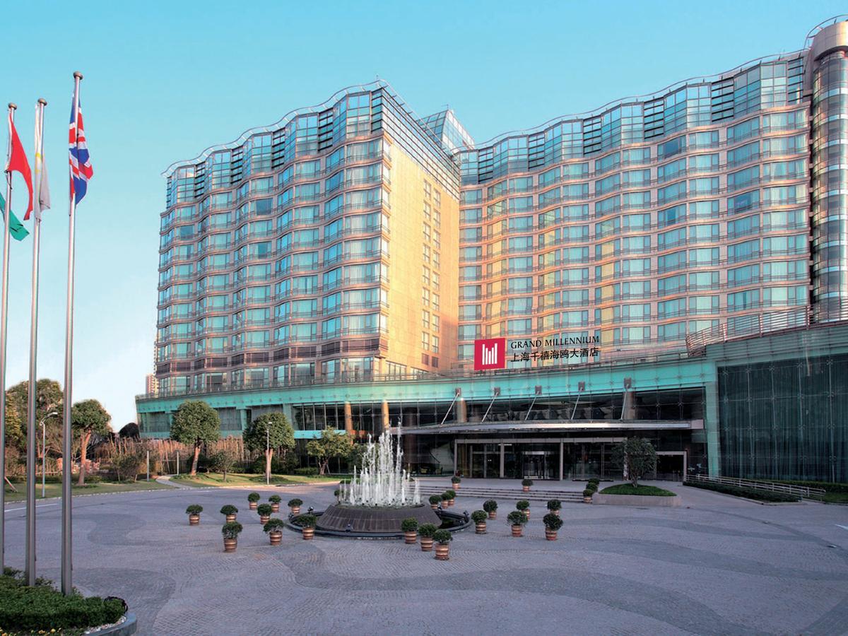 Grand Millennium Shanghai HongQiao Hotel Bagian luar foto